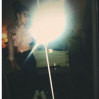 vivianebieber12's profile picture. 