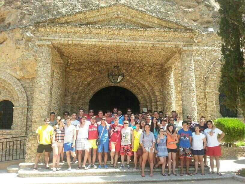 BMMAgolada's profile picture. Aquí soplamos todos. Vivimos de festa en festa coas mellores persoas e recollendo algún que outro premio. Máis que un sentimento.