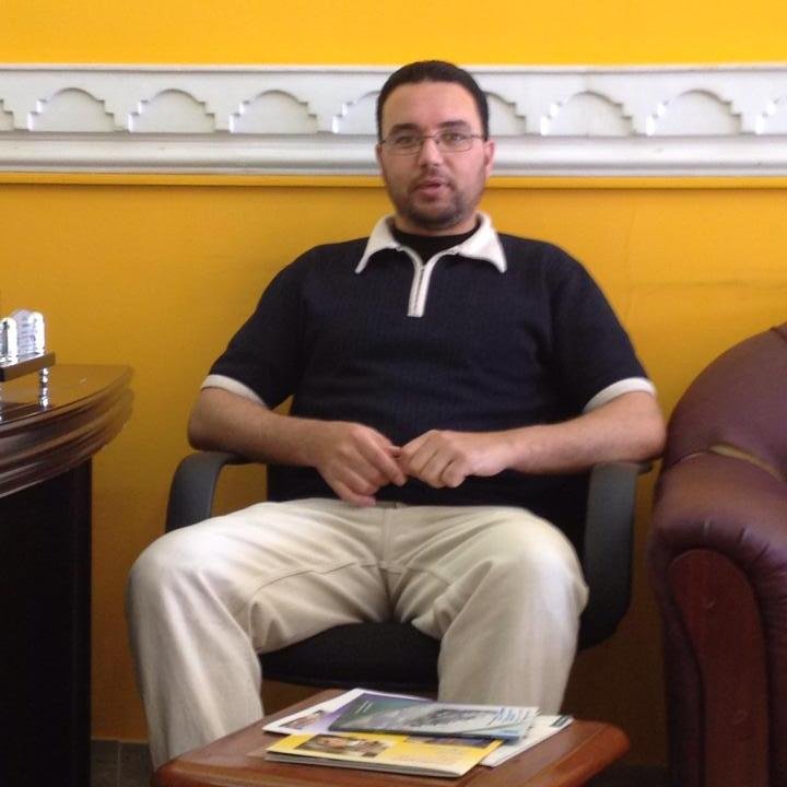 ‏‏كلية آلشريعه آلإسلاميه جامعة آلأزهر ...
الشَئ الوَحِيد الذِي يَستحقُ حُزنِي ، هُو تَقصِيري تجَاه رَبي فَقط ..