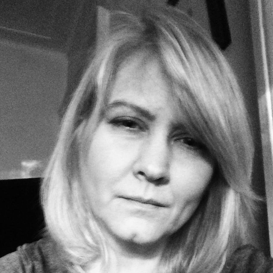 Communications Manager. Tweets are my own.