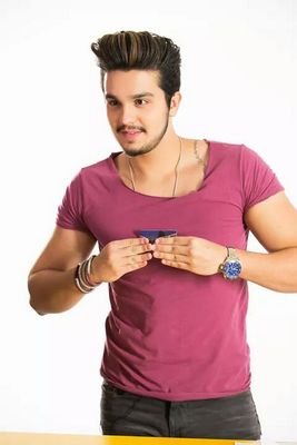 Sou luanatico amo demais o Luan sou Luanatico desde 2008
