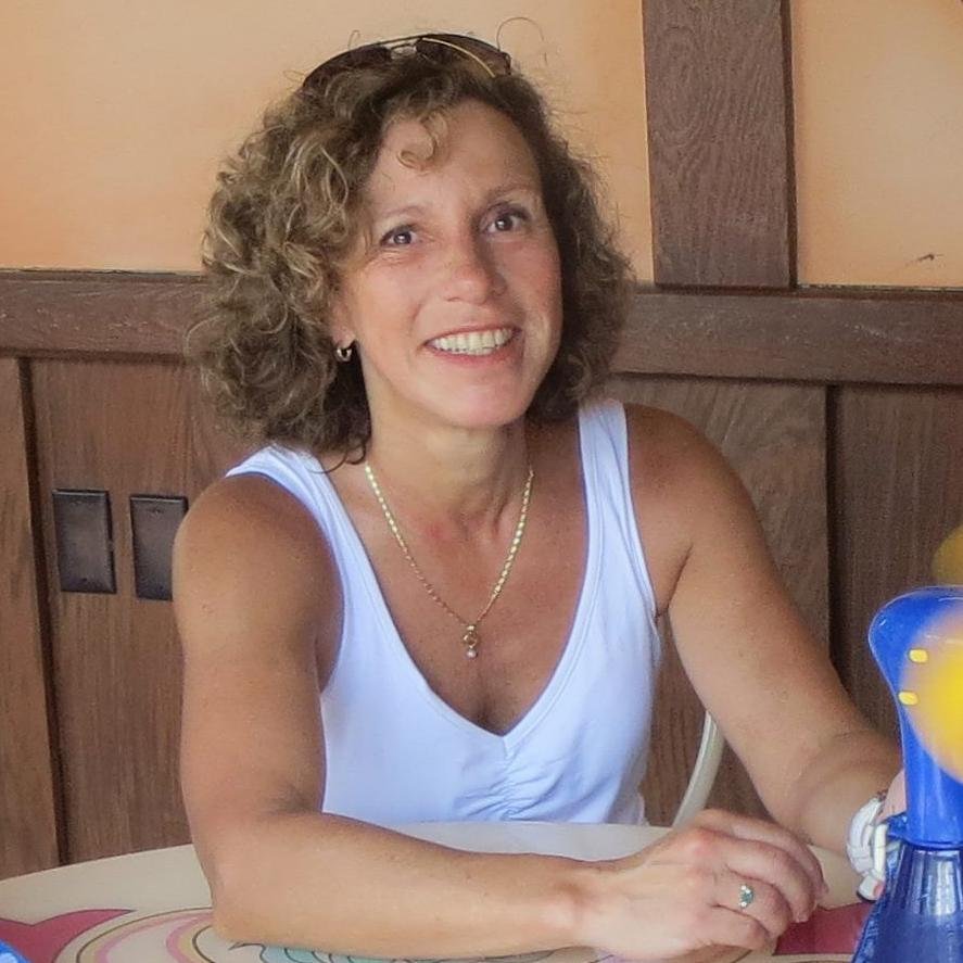 SashaBravoP's profile picture. VIDAFIT S.A.C. - fitness empresarial, programas de salud preventiva