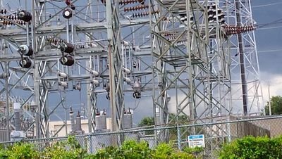 I am owned by Duke Energy but I hardly work. I am the cause of rain delays at Tropicana Field.  I am not affiliated with Duke Energy. parody account