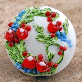 NikkiRogalski's profile picture. FT lampwork glass/jewelry designer. Follow me on FB: https://t.co/lYSBCbUfdq