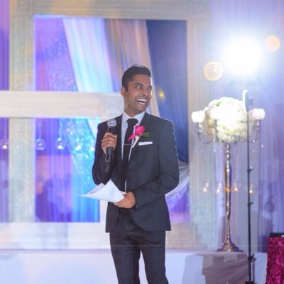 british. music connoisseur. foodie. shower singer.