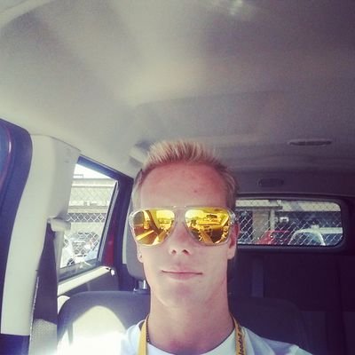 Drew1996's profile picture. 