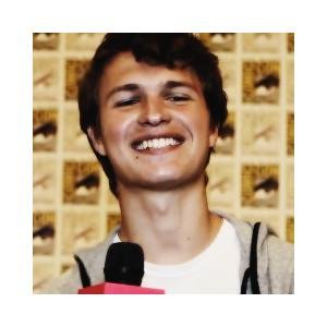 imanhussainxo's profile picture. IDEK WHAT  TO WRITE OGOD OF HOLY PLUM SUGAR NUT HONEY JUICY FRUIT COOKIES AND CREAM COFFEE! LEHH