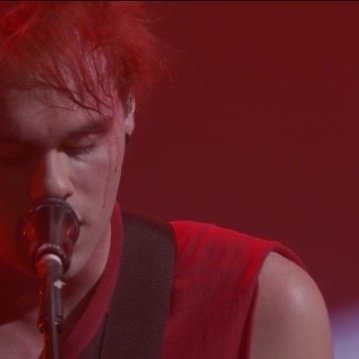 michael clifford // please go and follow @niamhreese thank youu