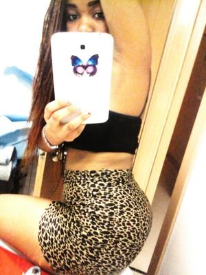 O Am♡r é Tipo Elástic0,  
O PrīmeirO a SOltar 
MagOa O OutrO.