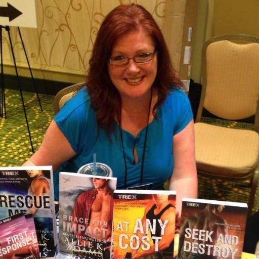 Saving the world, one sizzling romance at a time. Want to be Richard Castle when I grow up. Loves all the best shows like #Castle, #Rizzoli&Isles, #Grimm, etc.