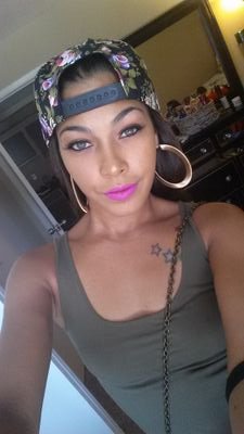 🇵🇷🇩🇴🗽♏
@just.rellz on IG 😘