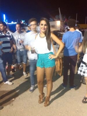 NO PERMITAS QUE NADIE ROBE TU ALEGRIA ツ PASADO ATRAS, FUTURO X MIRAR Y PRESENTE X VIVIR ♥