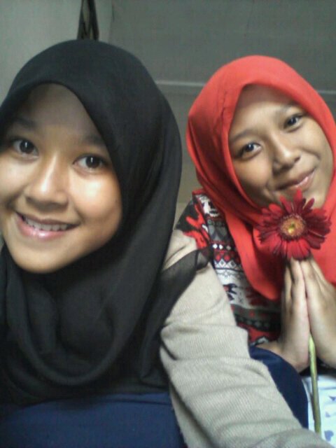 amira hanan miftahusolehah n @hanifmiftahudin :*{}| اللّهِ swt :)