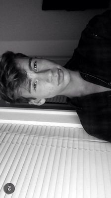 thatsojack followed on August 24th/2014, just waiting on my other idols to see me too :)