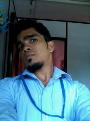 armohamed10's profile picture. 