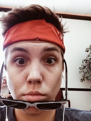 Follow mee if youre a Magcon Fannn