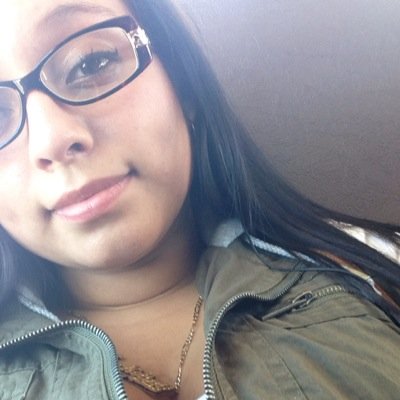 Senior ❤️ Salvadorian & Peruvian :D Single. 
graduate of 2k15