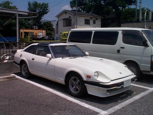 IT土方会社員でとわの高校自転車部だったりプロデューサーだったりとしあきだったり (主にmay鯖出現) 某ifconにて宣伝中隊撮影班担当してました。 こちらから積極的にフォロー返しすることはまずありませんが適当に絡んで頂ける方には返します。 非公式RTにリプ返すことは基本的にありませんので悪しからず