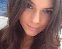 Bella,Buena amiga,Soltera y lo mejor Venezolana,,
