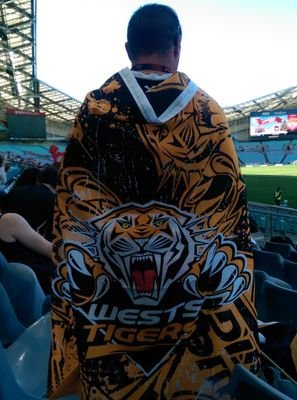 Married with 3 beautiful kids and am a 17th yr passionate Wests Tigers member