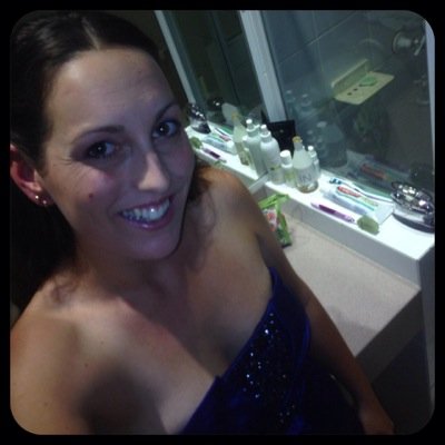 Loving life, blessed with a beautiful family :D Addicted to food & holidays!!