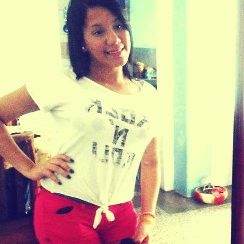 Tu Cuerpo me Llama ya, dice qe mi cama ya, me necesita yaa, una llamada a mi celular diciéndome qe quieres maa' y me necesita yaa'88