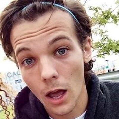 hi cutie please rt this link! :) https://t.co/0AQVQK6Yyf