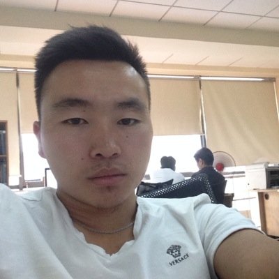 Mobile developer, AI enjoyer, Father of four children, Husband
