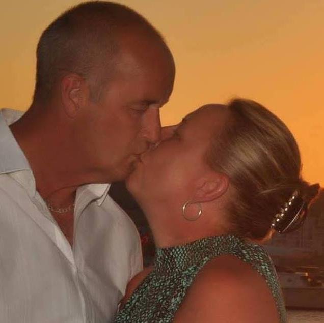 Missphisto's profile picture. Mother of 2, partner of 1, lover of music, laughing, reading, F1, Superbikes and numerous other things 😎