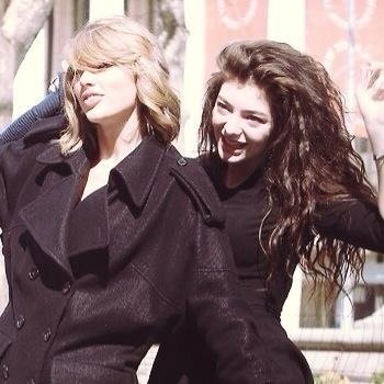 Please follow ➡️➡️@slaylorswift89⬅️⬅️ Thank you!! With love....xo!!