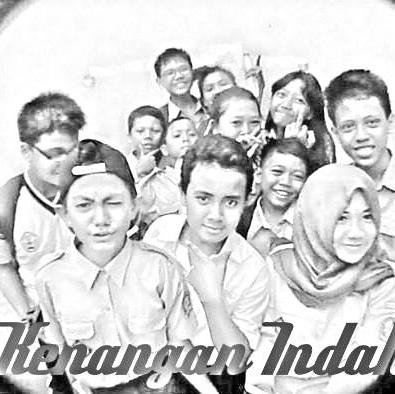 Siswa Dari SMP NEGRI 93 JAKARTA,Asal Jakarta,Usia 14 Tahun.Hobby Mancing dan Game Online.