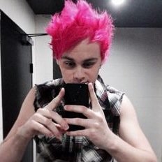 tweet/dm me a colour/person or anything you want to be included into your icon+header pack.