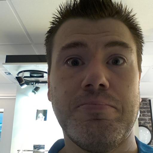 born in 80s love lego,robots, building scfi,movies,marvel,dc wwf all gaming, grew up with spectrum zx,had a nes,amiga,xbox psx, ps2,ps3, xbox360, psp gameboy,
