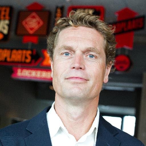 Werkt voor de Metropoolregio Amsterdam aan hotel (en andere logies vormen) en leisure ontwikkelingen.