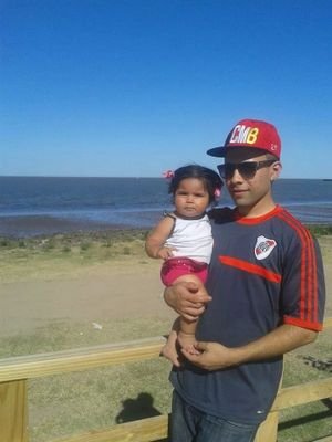 ivonne&malee las amo... 35 son mas... rg4l no es una moda es un sentimiento