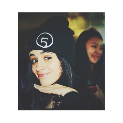 FREE FOLLOW FROM @camilalauregui