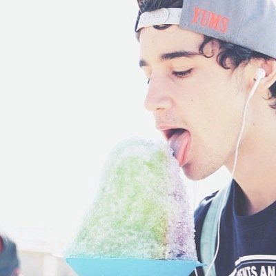 Follow @smileysahyounie