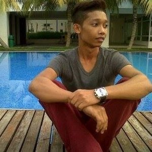 Call me AleXo,marine engineering at puo 19 years old