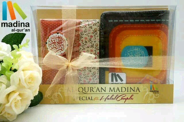 :: Pusat Al-Qur'an, Jilbab Oki, Kaos Kaki, Manset/Deker, Jilbab bolak balik, Sabun Yuka, Bros, suvenir pernikahan, Mahar Pernikahan, dan gamis ::
