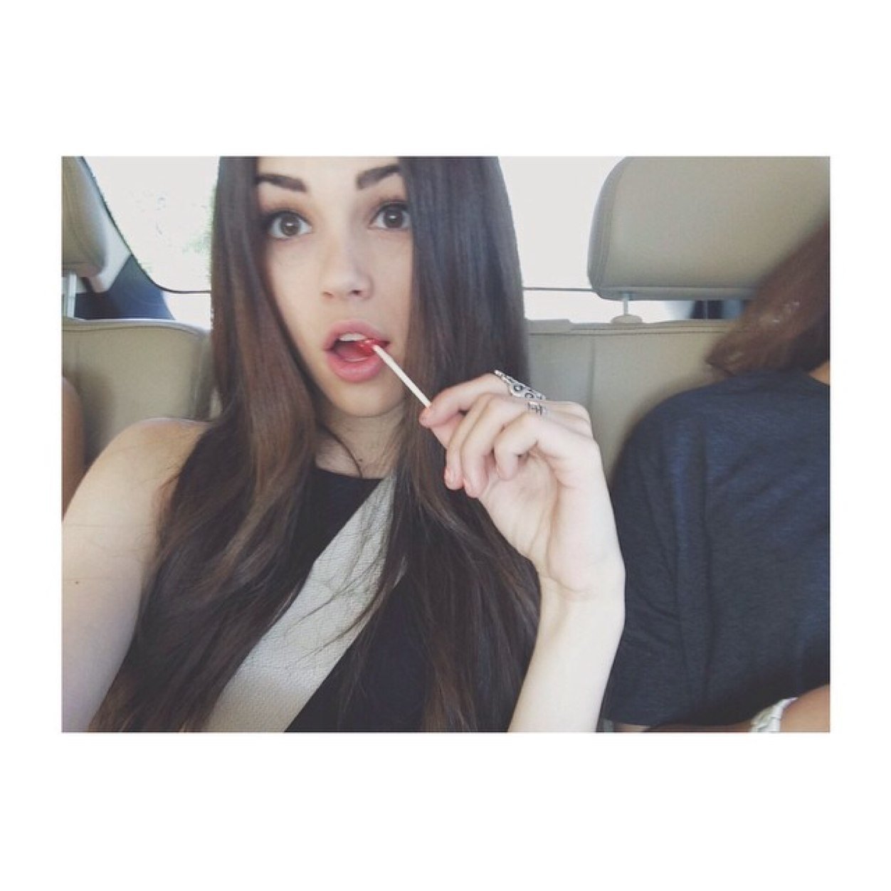 Just b☻t not real❀ | Please check my Fav.♡ [`✰✰✰⇉ @MaggieLindemann ⇇✰✰✰]
