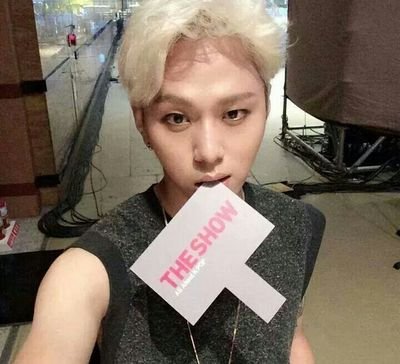 จุนฮยองบอทไทยแห่งวงบีสท์ ใครๆก็เรียกผมว่า โจ๊กเกอร์  เข้ามาทักทายกันได้นะครับ  // 24June 11