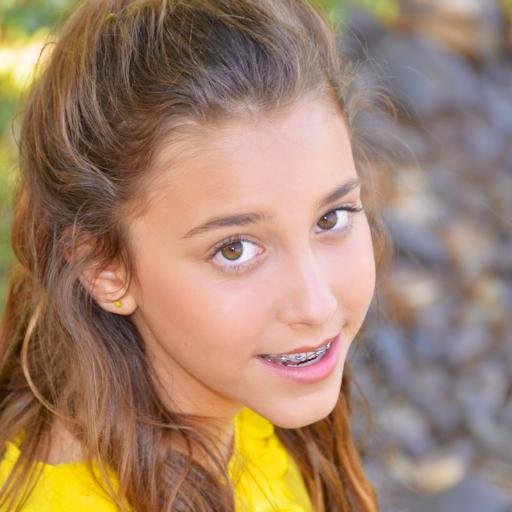 ¡Bienvenido al FCO Mundial dedicado a la gran cantante Elena Alberdi! Aquí encontrarás todo sobre ella y estarás informado sobre tu idola favorita