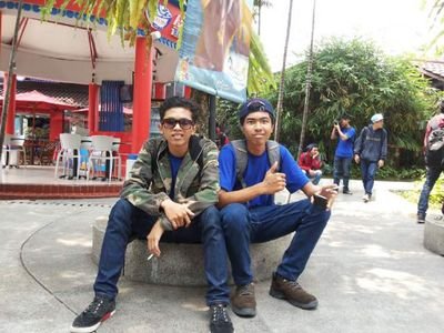 kepribadian diri menunjukan kualitas || Broadcast Jurnalism || P.O.M Squad || I Love Music And Sport