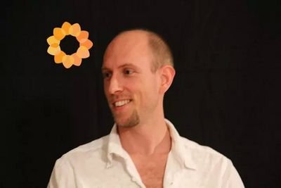 green_coaching's profile picture. Philosopher/Bodyworker/Miracle worker that conducts workshops, courses, sessions and will change the world, create #worldpeace & #consciousness and #UFoE