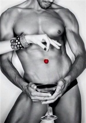 Male|Always high for XES|A devil with sexy imaginations|