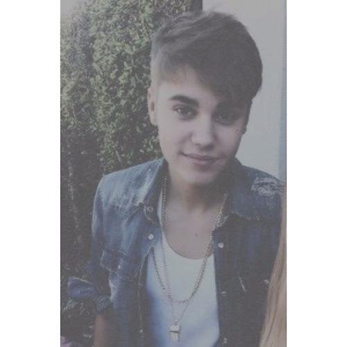 ♡ just supporting that canadian kid who saved my life ♡ | jasmine villegas follows me at 3-9-2014