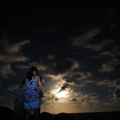 crazy, hyper, dancer, banana girl. 南国出身、島ガール、離島ガール、美ら海ガール、八重山好き、小浜島に良く出没、西表島大好き、一人旅好き、独身貴族。walang forever