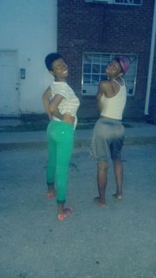 I'm a senior class of 2k15 and now I live in north Carolina I have amazing friends Down here 
R.I.P JENNIFER ALESHA PROCTOR 5-22-13