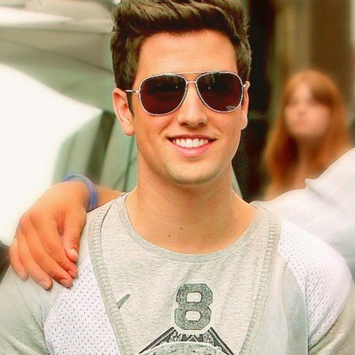 Kenga do Henderson e amante do Maslow.
