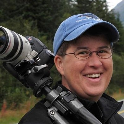 birderklm's profile picture. Senior Naturalist at Wissahickon Trails, Birdnerd, Photographer, Bookworm 🏳️‍🌈